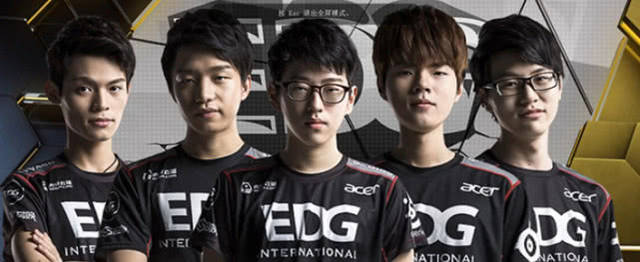 的氛围中 的氛围中