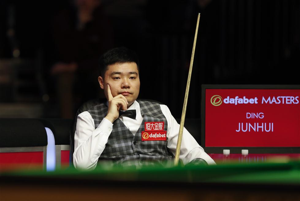 季中发挥稳 季中发挥稳