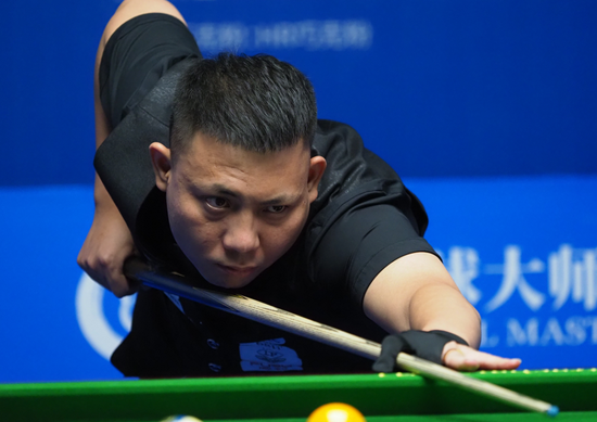 年轻队员的 年轻队员的